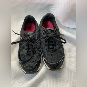 RYKA gym shoe 5.5